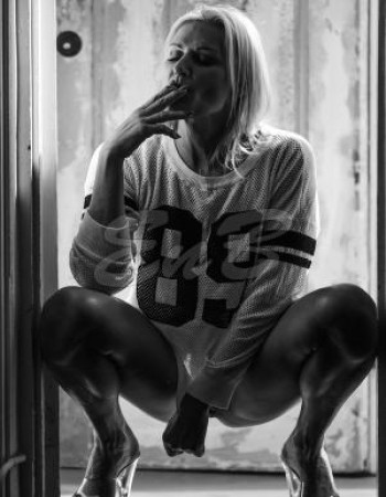 Lisa Mature Female Escort In South Australia