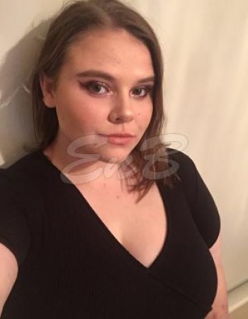 Eden Sexy Female Escort In South Australia