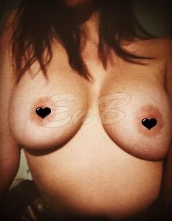 Immy Young Female Escort In Queensland