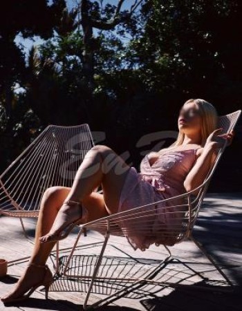 Victoria Ashley Mature Female Escort In Victoria