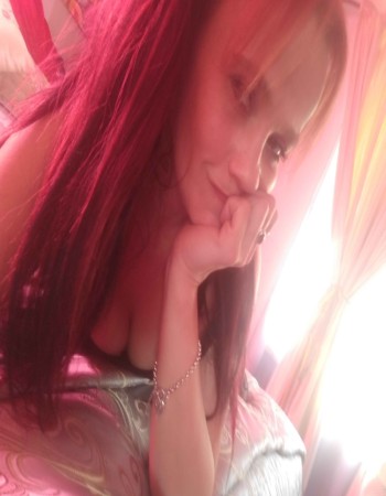 Scarlett  Mature Female Escort In Tasmania