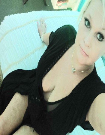NAUTI MINX Mature Female Escort In New South Wales