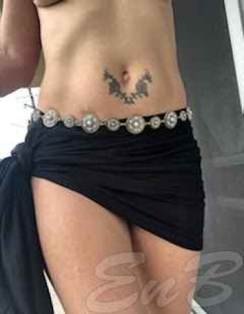 Raven Red Independent Female Escort In New South Wales